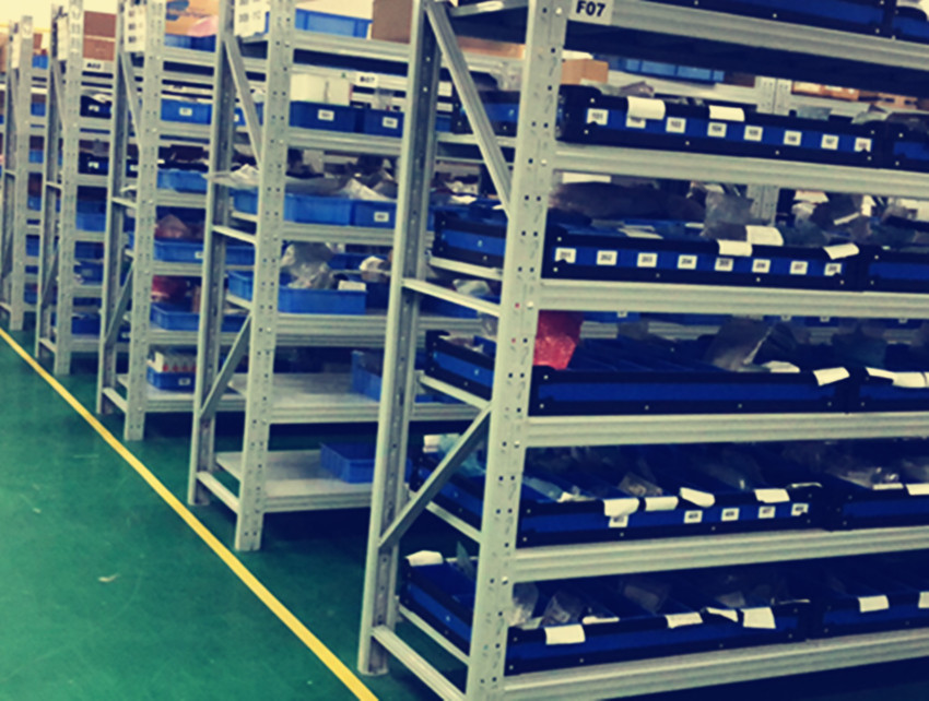 仓储中型货架拥有哪些特点呢?这几个值得了解哦